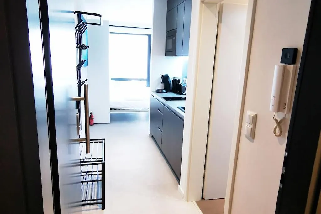 Hh 03 By Rockchair - Superhost Status - Modernes Apartment Mit Sonnigem Balkon & Premium Boxspringbetten In Winterhude - Hamburg Top Geheimtipp 0*,  Deutschland