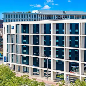 2* Ξενοδοχείο Ibis Budget