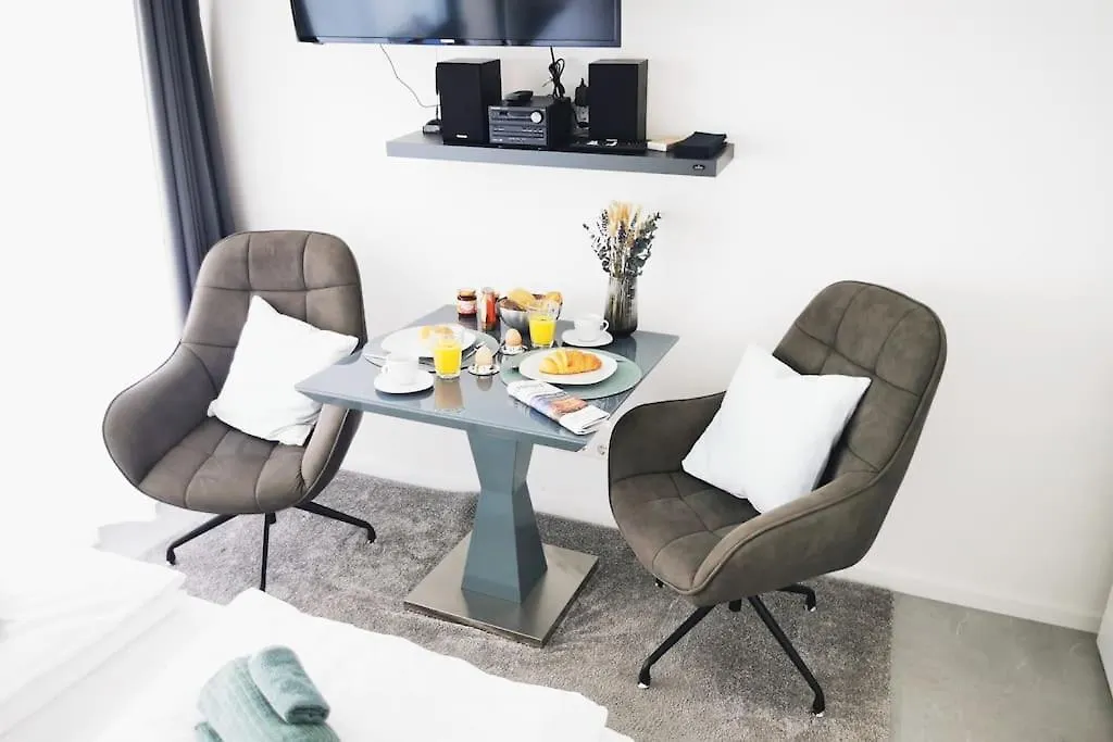 Hh 03 By Rockchair - Superhost Status - Modernes Apartment Mit Sonnigem Balkon & Premium Boxspringbetten In Winterhude - Hamburg Top Geheimtipp