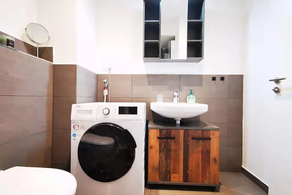 Hh 03 By Rockchair - Superhost Status - Modernes Apartment Mit Sonnigem Balkon & Premium Boxspringbetten In Winterhude - Hamburg Top Geheimtipp